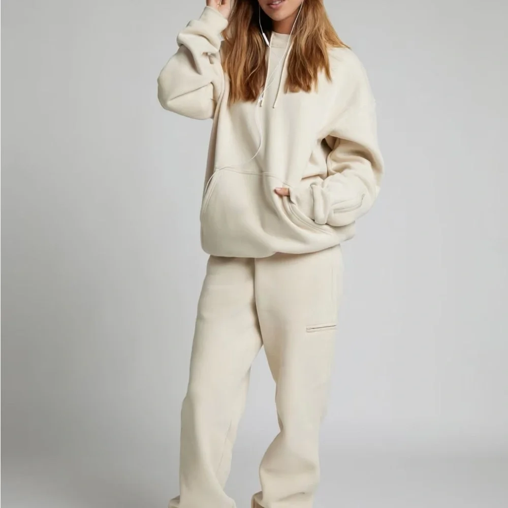 Comfrt Airplane Mode Travel Sweatpants - L - Bone - NWT - Picture 1 of 4